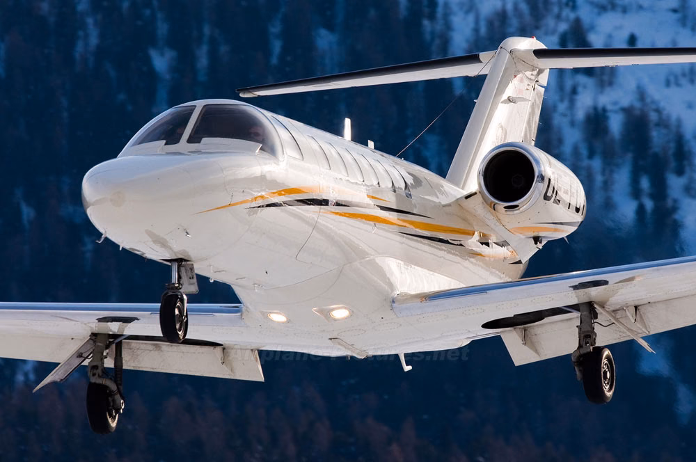 Citation CJ2 exterior