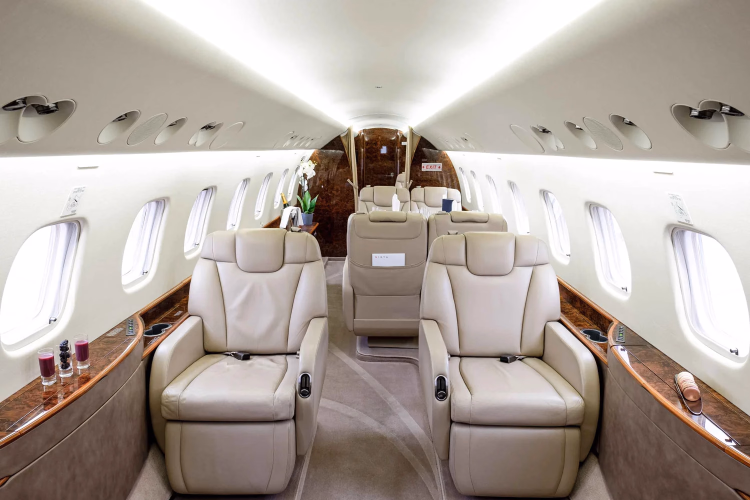 Embraer Legacy 600/650 cabin