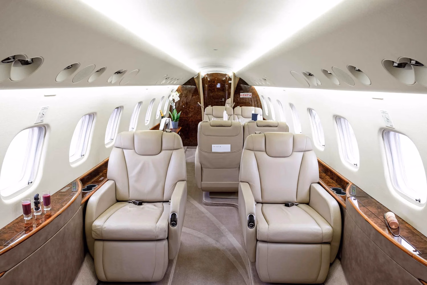 Embraer Legacy 600/650 cabin